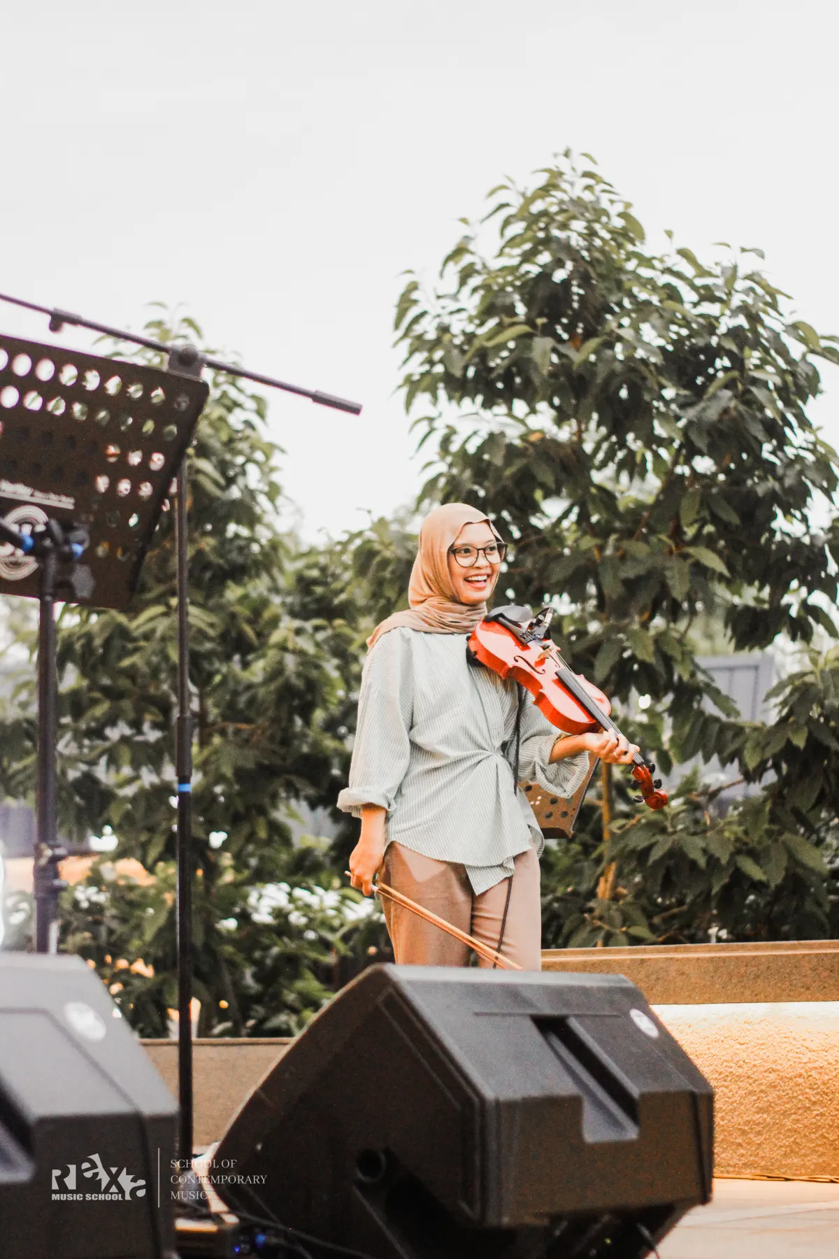 Suasana belajar di studio Rexa Music School